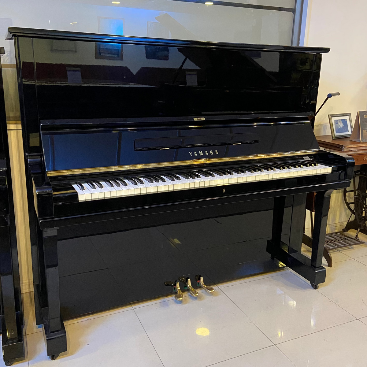 Yamaha U3